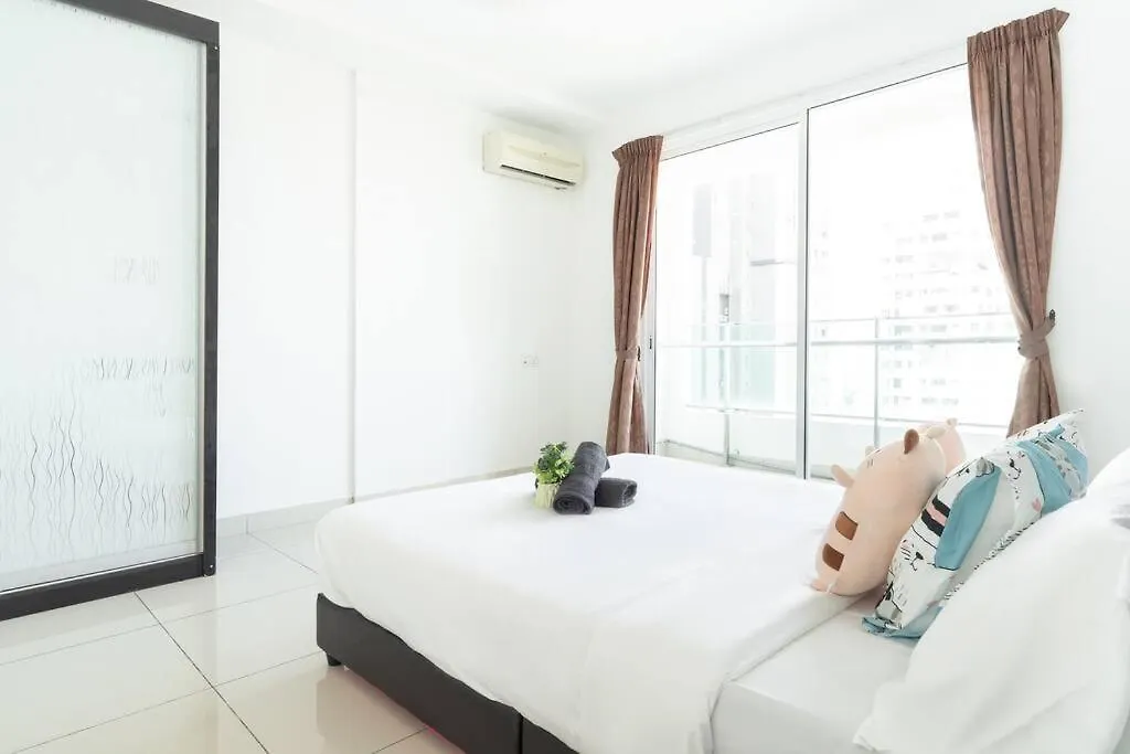 Mansion One New Bedrooms 4-6Pax George Town 0*,  Maleisië